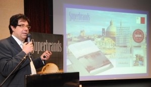 Maurizio Comollo, President of Superbrands Italia, addressing the launch of the first Superbrands Malta edition in 2009
